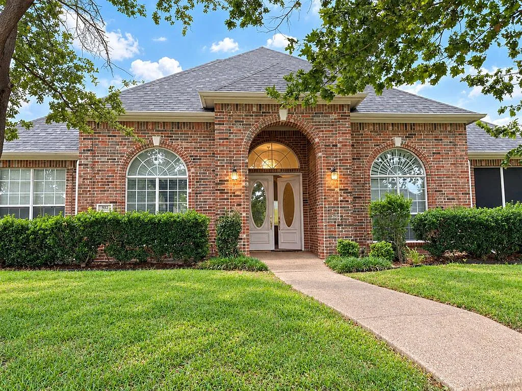 4 bed, 2663 sqft, $3,600 — Photo 1