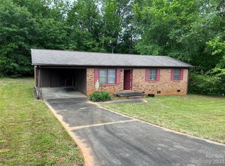 2053 Green Oak Dr, Shelby, NC 28152