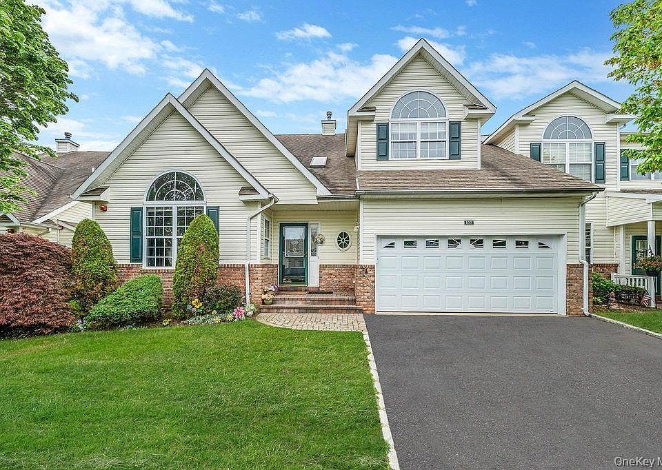 1st image of 153 Constantine Way #153