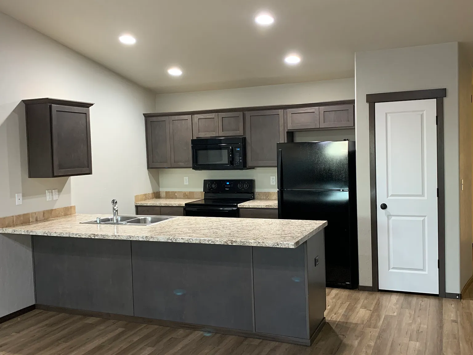 Columbia Villa & Cove — Photo 4