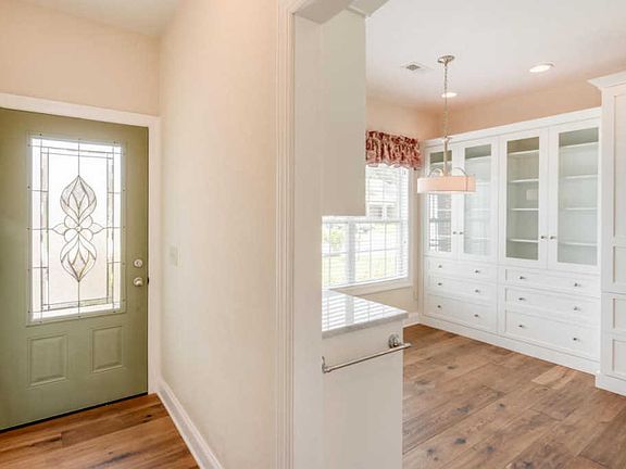 4th image of 6455 Laramie Cir