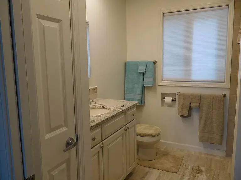 1422 Thornton Heights Rd — Photo 10
