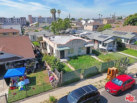 2nd image of 3548 Sabina St