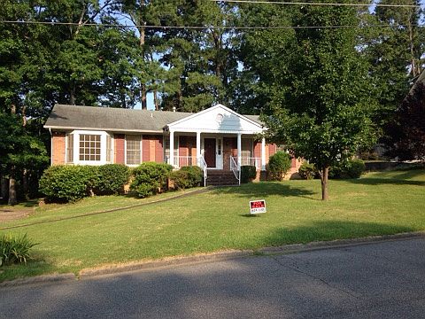5th image of 510 Creekview Cir