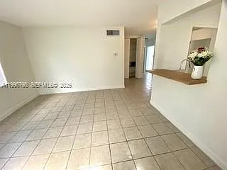 2219 Polk St #1B — Photo 7