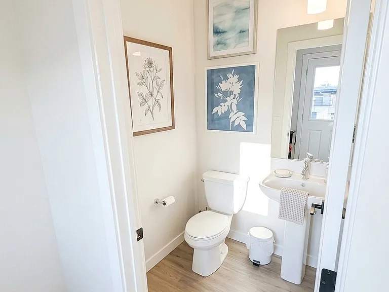 65 Silverton Glen Gate SW #65 — Photo 17