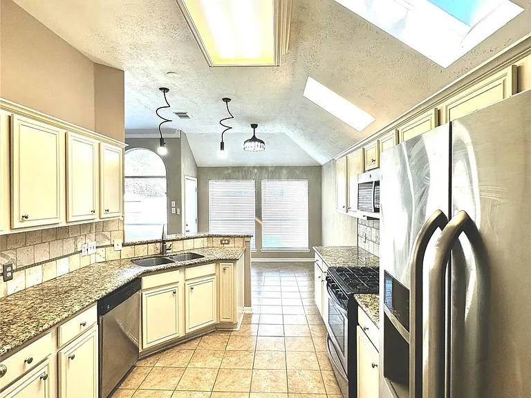 1211 Cambrian Park Ct — Photo 9