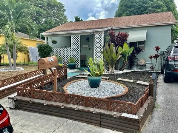 716 W 2nd Street, Riviera Beach, FL 33404