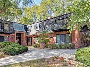 4909 Whitcomb Dr APT 8, Madison, WI 53711