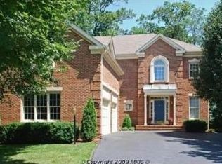 20541 Tidewater Ct, Sterling, VA 20165