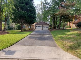 393 Spring Ridge Dr, Lawrenceville, GA 30046