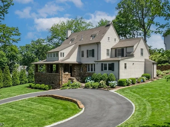 129 Watchung Ave, Chatham Boro, NJ 07928