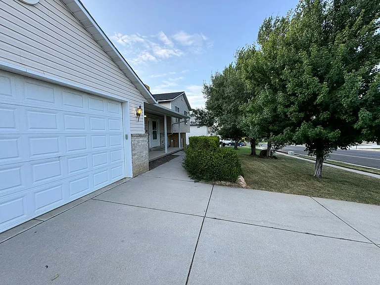 2888 N 1050 E — Photo 21