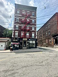 10 Hilliard Avenue, #4