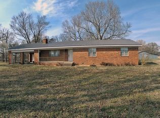 15670 W Jones Rd, Tahlequah, OK 74464