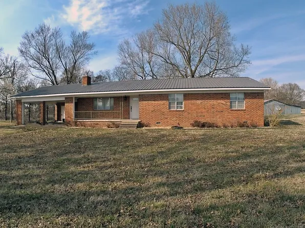 15670 W Jones Rd, Tahlequah, OK 74464