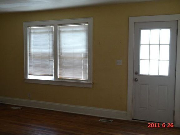 2nd image of 316 E Randall Ave