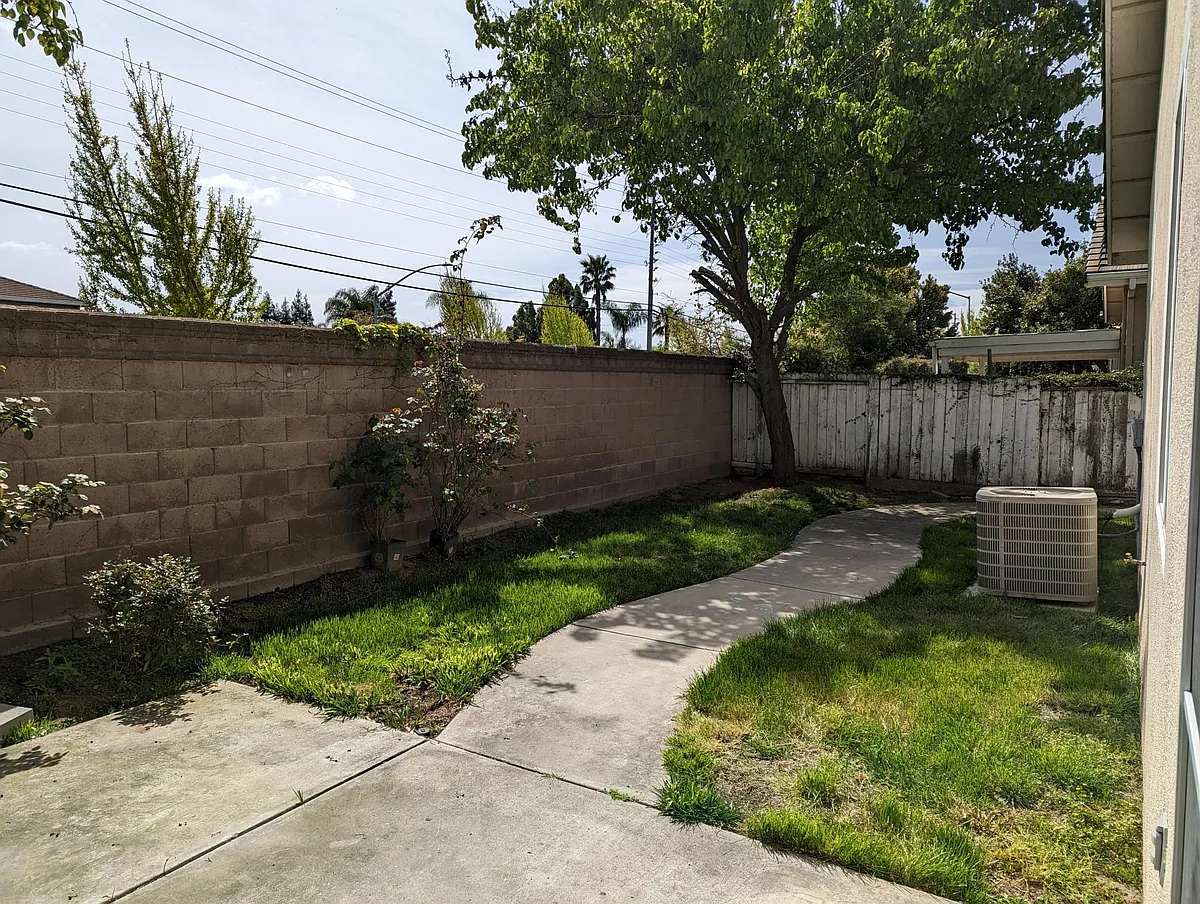 Building Photo - 3316 Clearview Ct