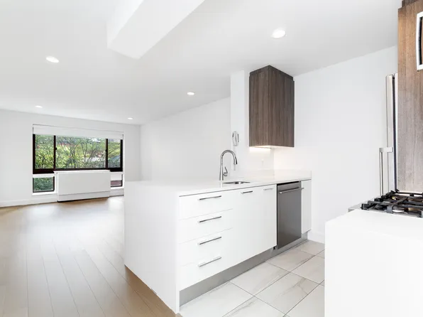 311 West 50th Street image 1 of 11