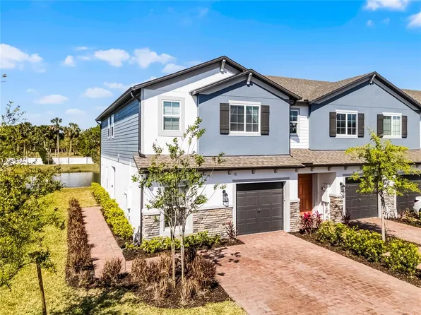 402 Cape Honeysuckle Pl, Sanford, FL 32771