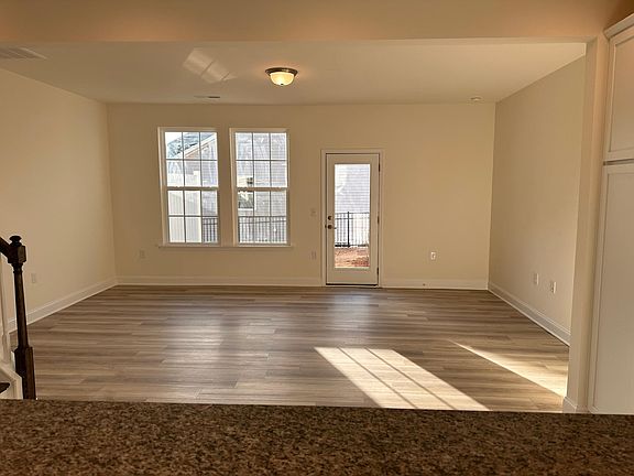 5th image of 2105 Solana Woods Dr