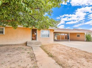 900 S 8th St, Slaton, TX 79364