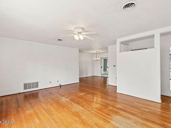 5th image of 1720 Buena Vista Ave