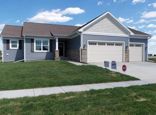 404 Hawthorne Cir, Gilbert, IA 50105