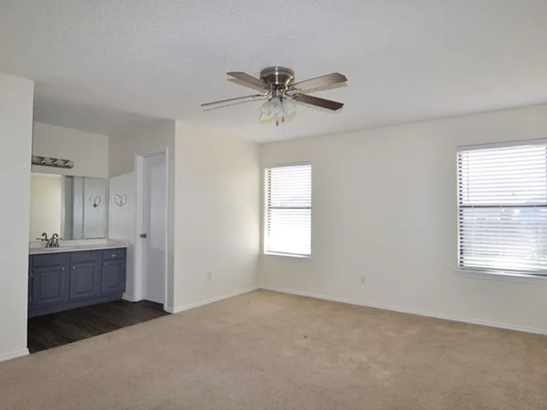 405 Blue Ridge Trl — Photo 11