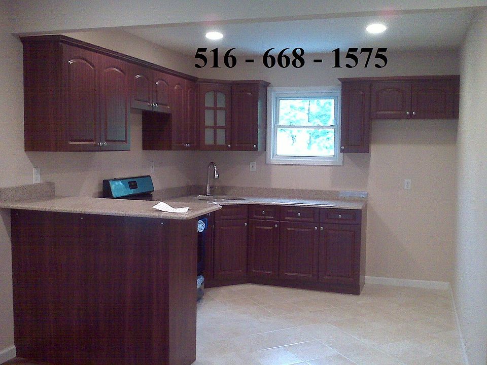 1st image of 20414 104th Ave