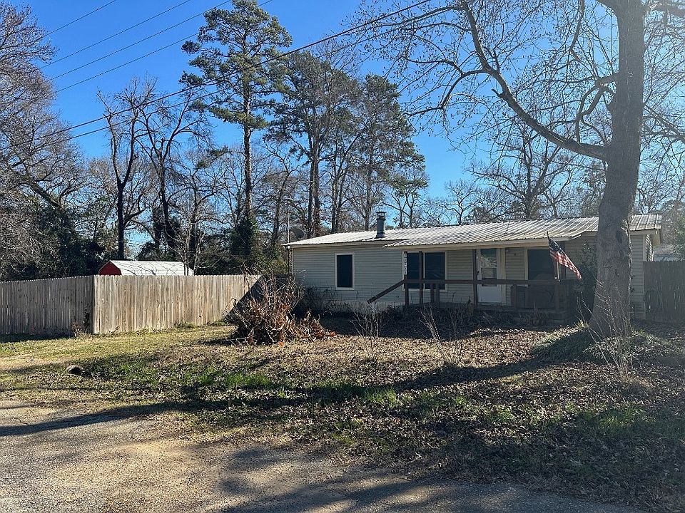 1st image of 20554 Hickory Dr