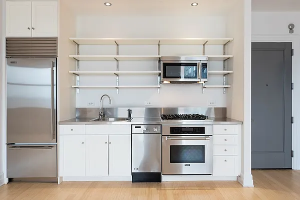 Rented by Two Trees | media 19