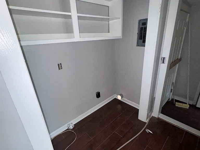 Laundry Area with hookups