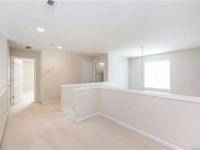 8609 Society St — Photo 23