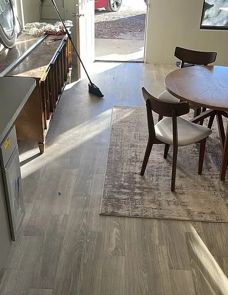 4027 Delree St #11 — Photo 3