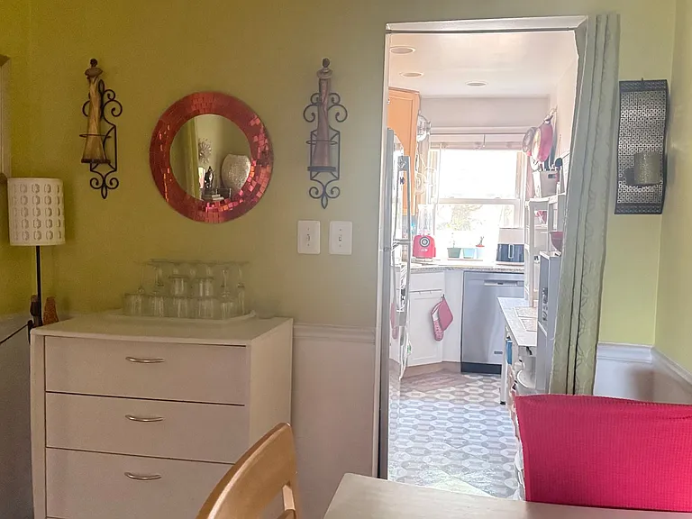 8705 Plymouth St — Photo 6