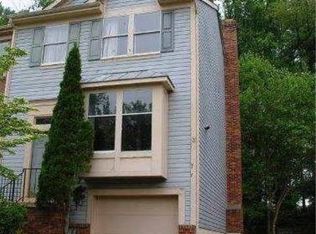 702 Suffield Dr, Gaithersburg, MD 20878
