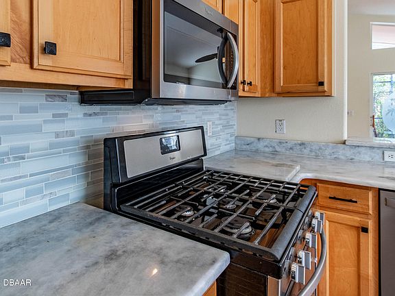 5th image of 2931 Coontie Ave