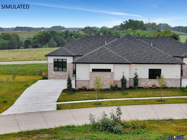 9110 White Horse Way, Lincoln, NE 68520