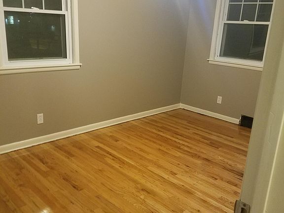 4th image of 6420 Holdrege St