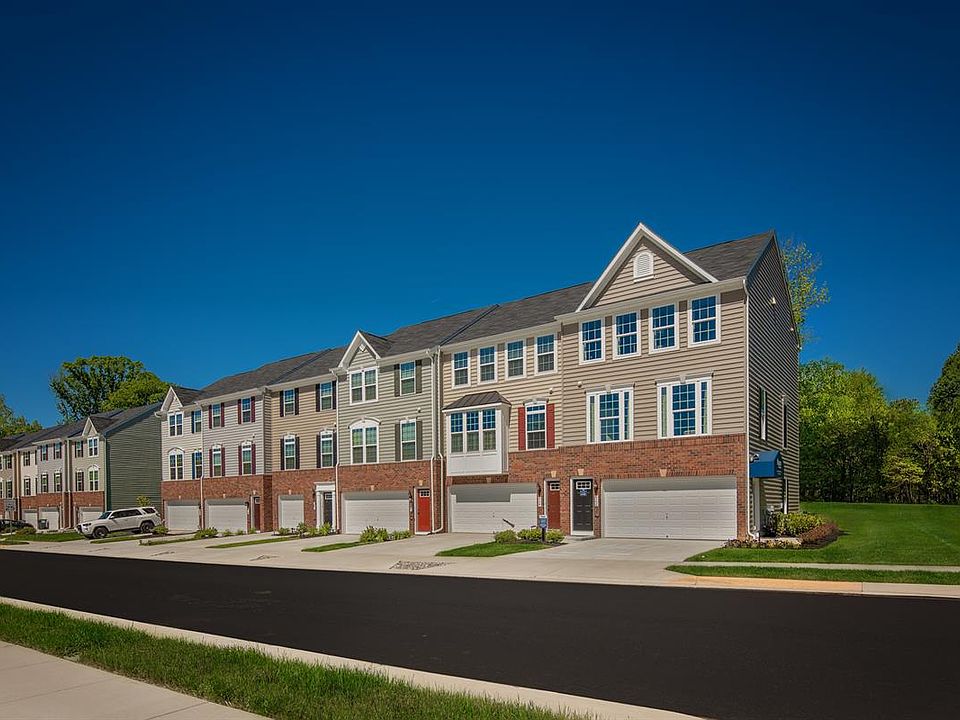 1st image of 120 Landing Dr