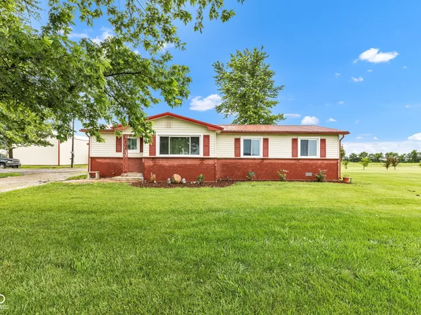10965 W Base Line Rd, Jamestown, IN 46147