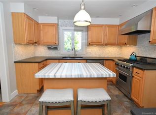 61 Clearview Ave, Danbury, CT 06811