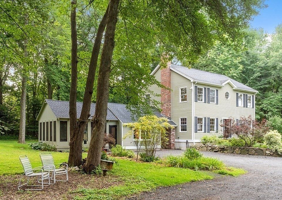 24 Lakemans Ln, Ipswich, MA 01938 Zillow