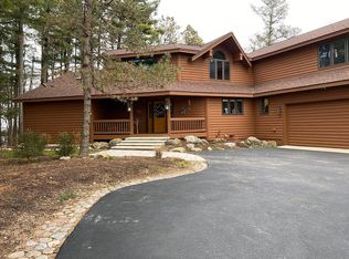 W4202 Black Point Rd, Lake Geneva, WI 53147