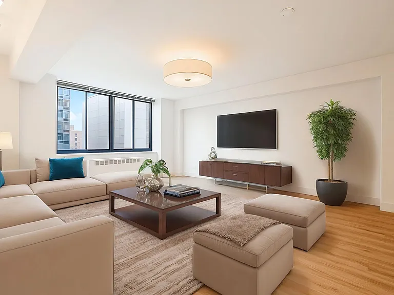 1735 York Ave #12DE — Photo 1
