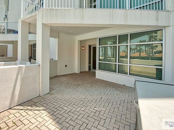 2nd image of 310A Padre Blvd