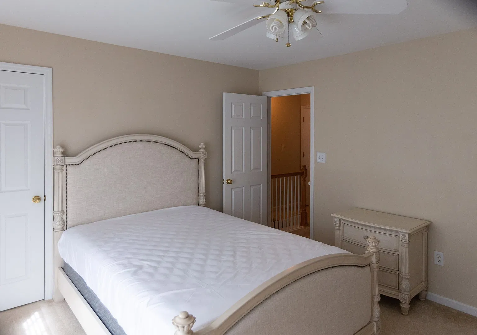 2 Bedroom Townhome off Atlanta Hwy! — Photo 4
