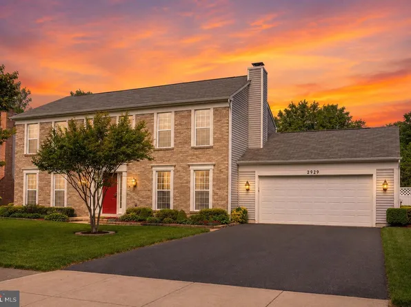 2929 Marsh Hawk Dr, Waldorf, MD 20603