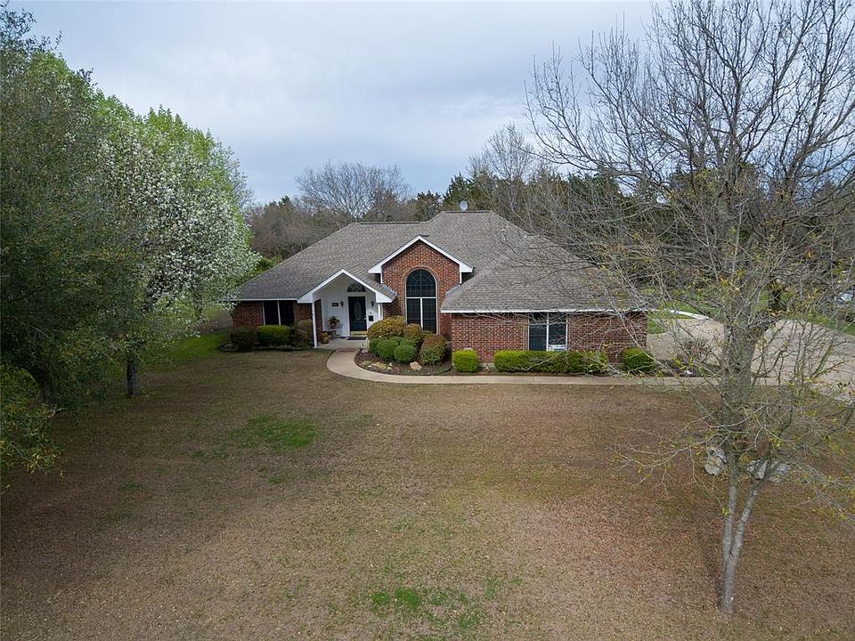 1st image of 138 Keowee Cir